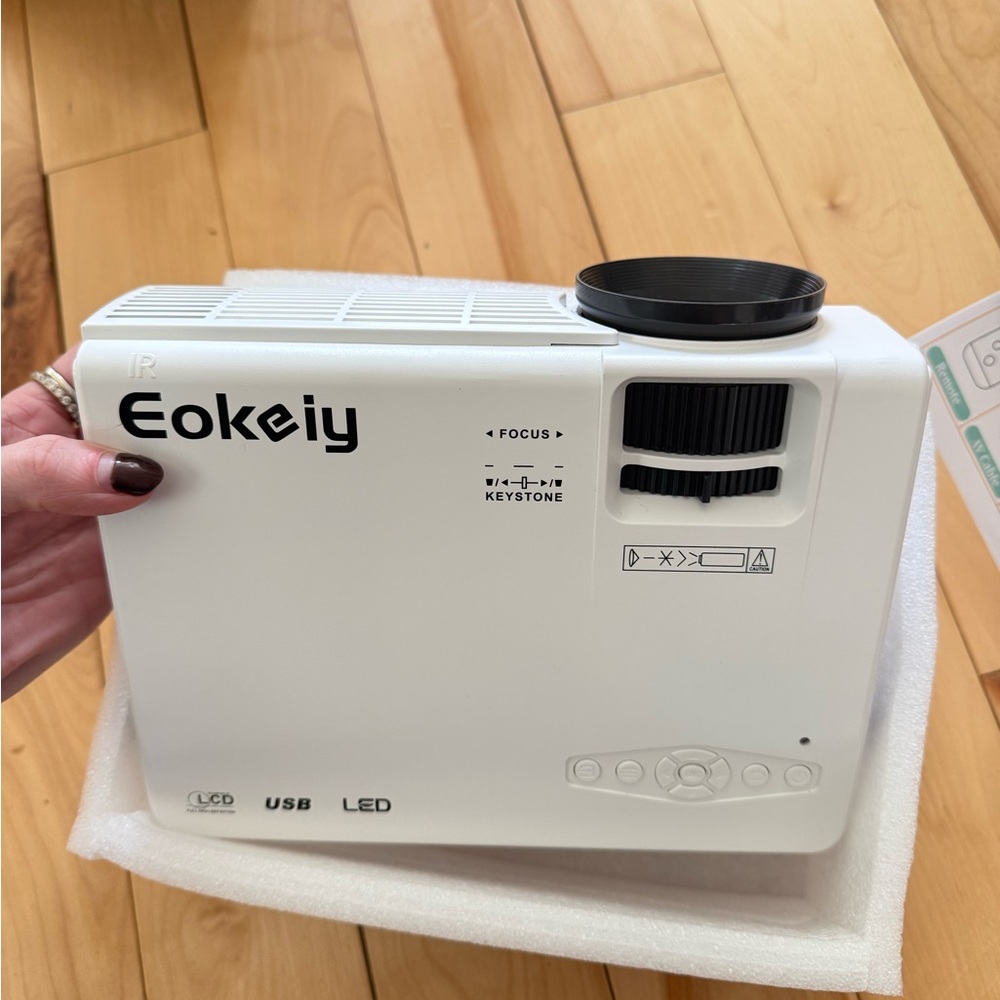 Eokeiy White LED Projector